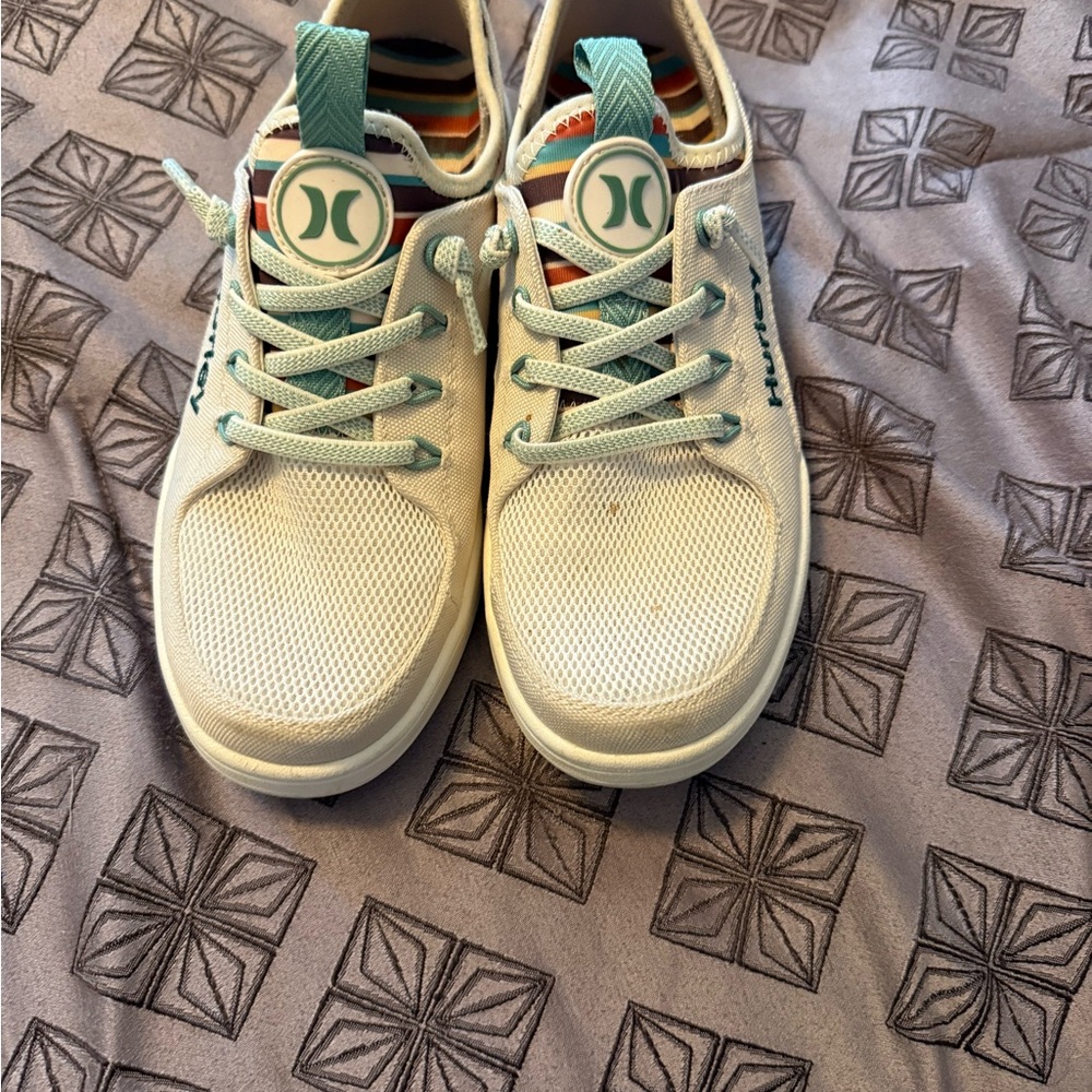 Hurley women’s boat shoes